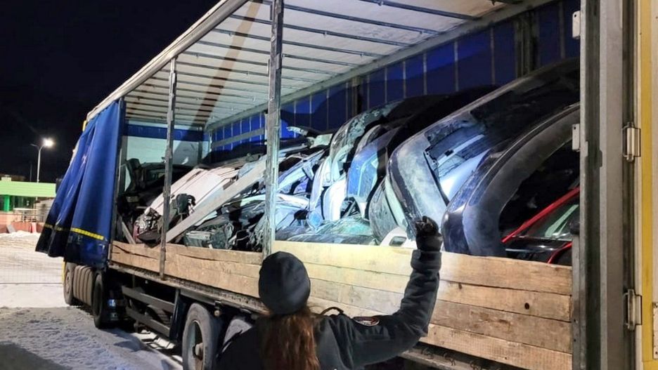 KAS udaremniła wwóz do Polski z Litwy odpadów motoryzacyjnych