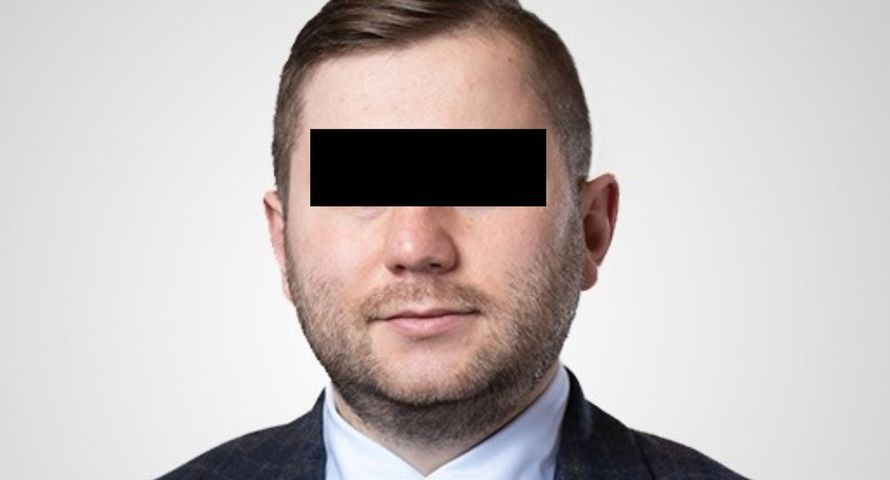 Wiceminister za rządów PiS z zarzutami. Do polityki przeszedł z mediów