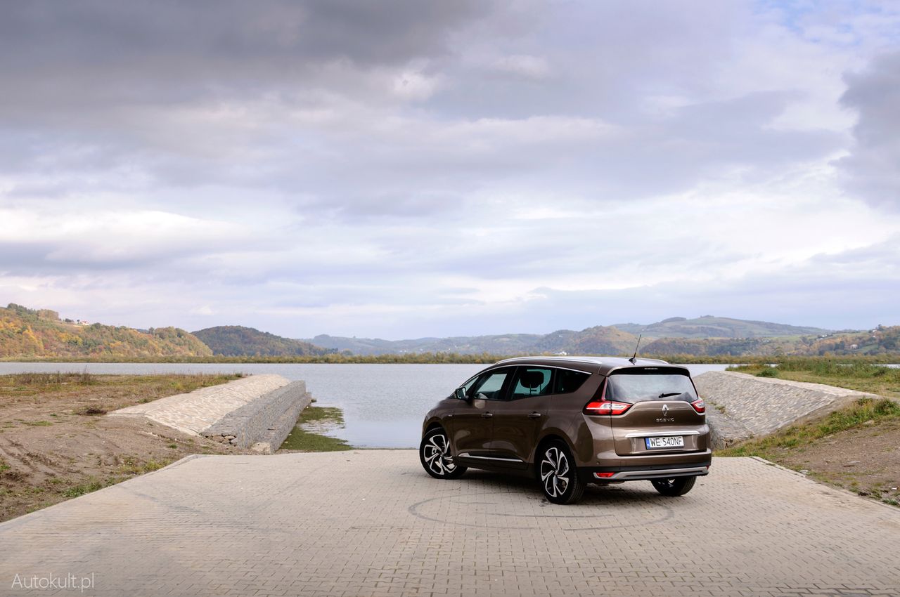 Nowe Renault Grand Scénic i Mégane Grand Coupé - zdjęcia