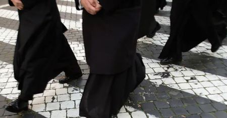 Kontrowersje wokół związków partnerskich i małżeństwa. Jest oświadczenie