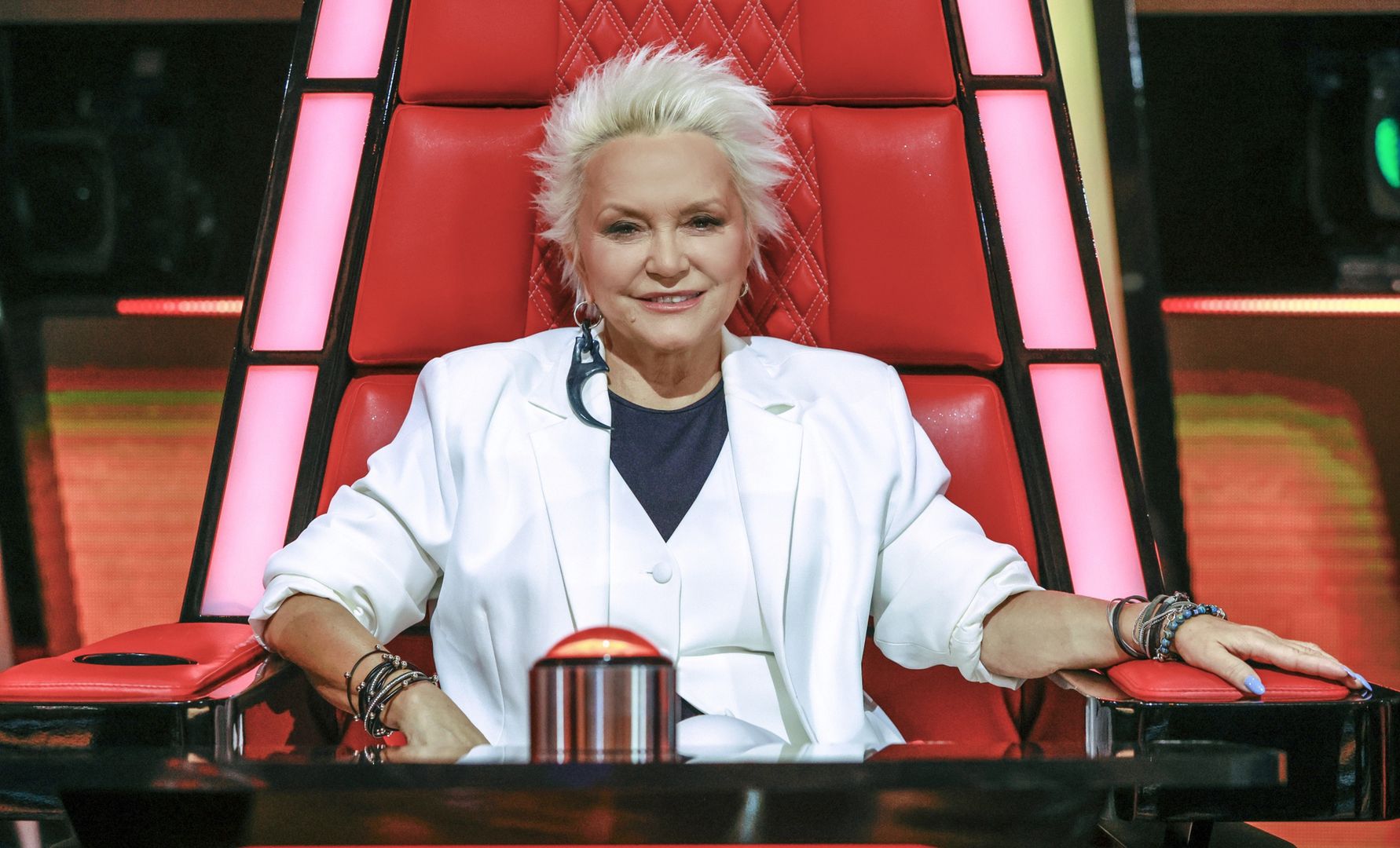 "Pierwszego dnia popełniłam mnóstwo błędów". Ostrowska o nowej roli jako jurorka "The Voice Senior"