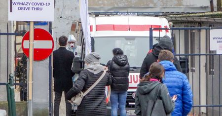 Jak sprawdzić, czy mieliśmy covid? Wirusolog: jest prosty sposób