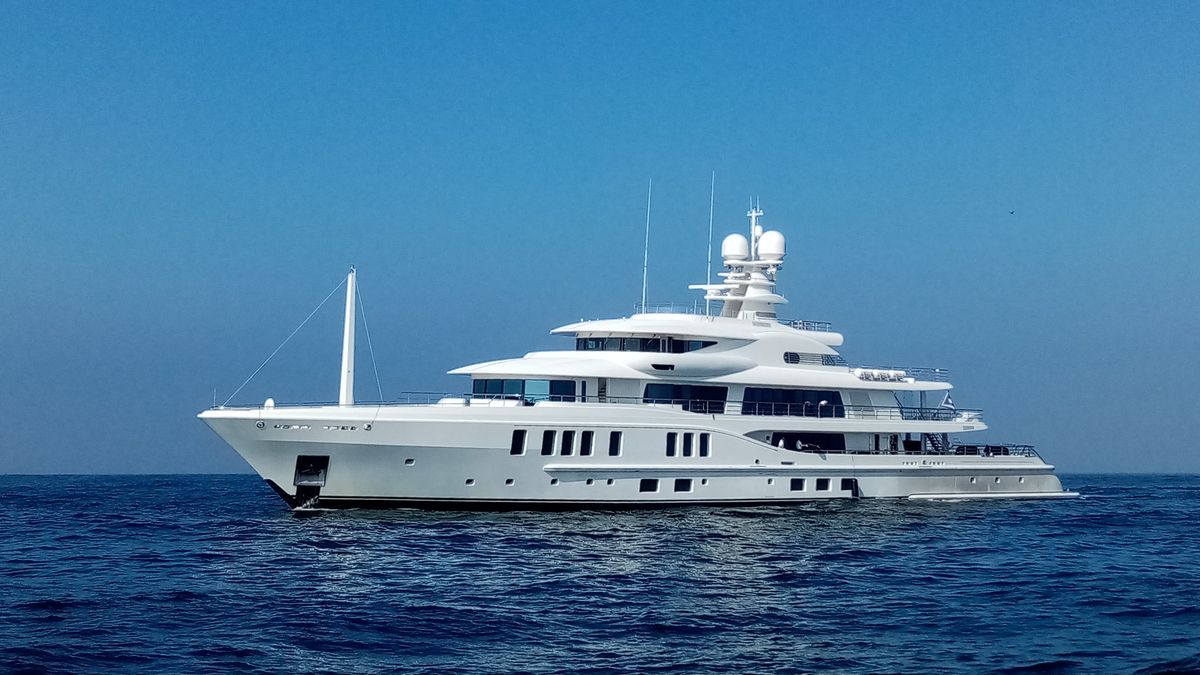 New Secret - jeden z dwóch jachtów należących do Zygmunta Solorza