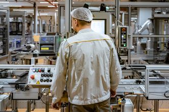 Negatywne tendencje w polskim przemyśle. Te dane to dzwonek alarmowy