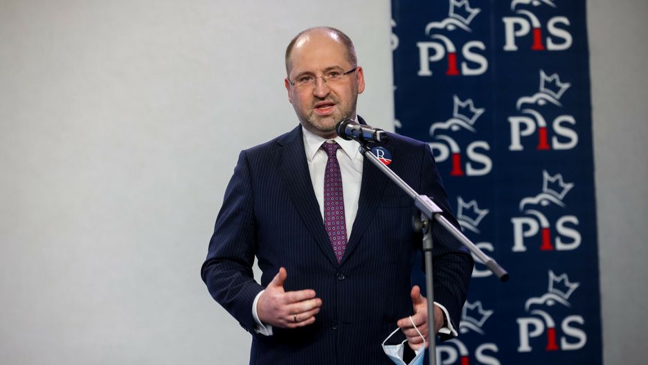 Adam Bielan świętuje. Gowin ma powody do niepokoju 