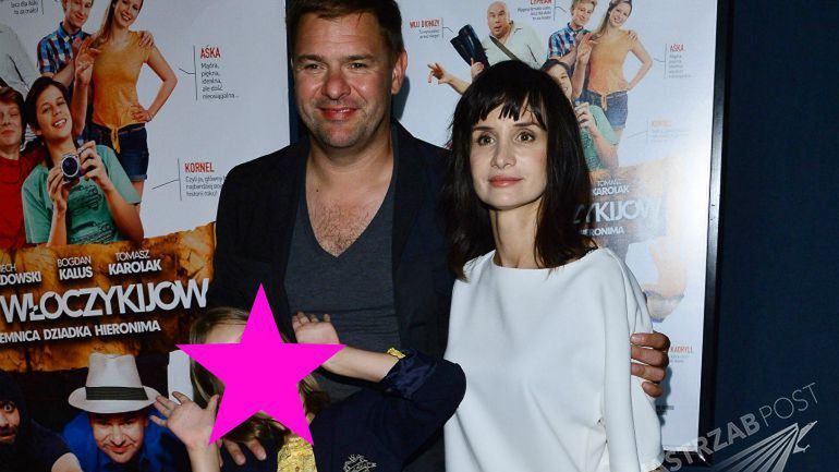 Tomasz Karolak i Vola Kołakowska z córką Leną w kinie