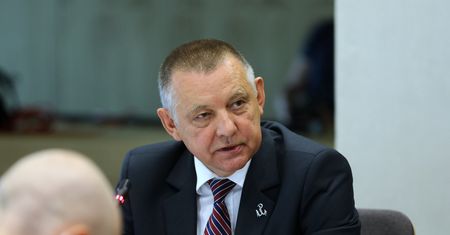 Marian Banaś żali się w Sejmie. "Przyniosłem tej władzy setki miliardów"