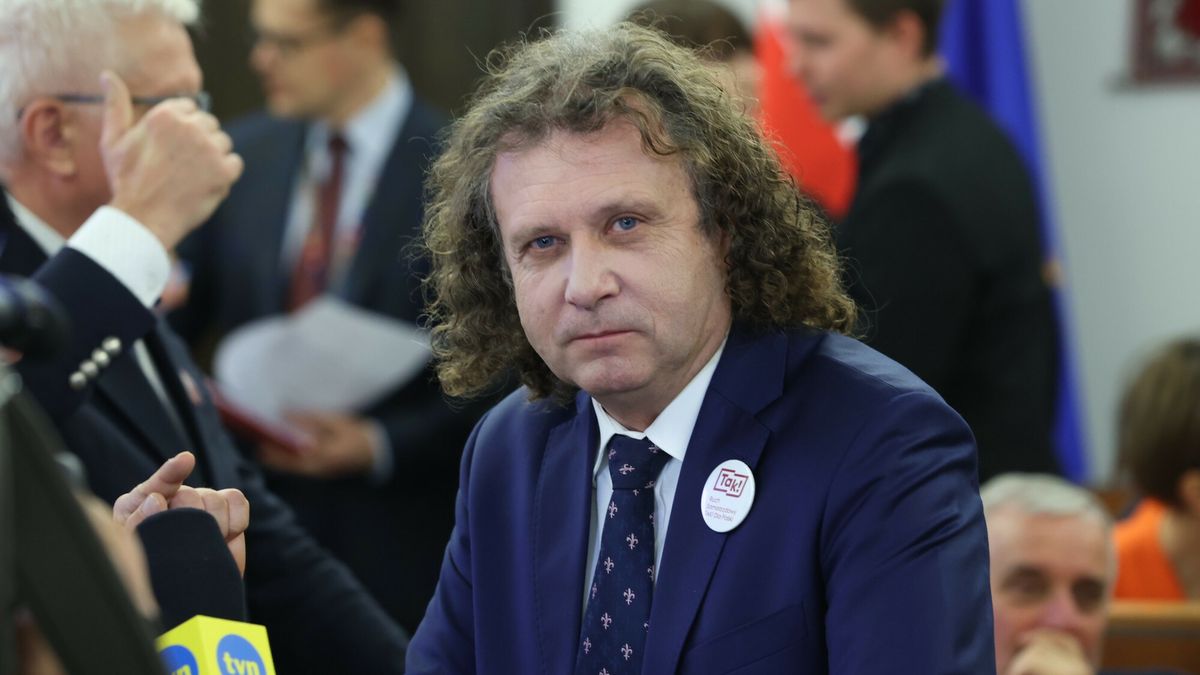 Posiedzenie senackich komisji nt. S?du Najwy?szego
30.01.2023 Warszawa Po??czone posiedzenie senackich komisji Ustawodawczej oraz Praw Czlowieka, Praworzadnosci i Petycji, Fot. Tomasz Jastrzebowski/REPORTER
n/z: Jacek Karnowski
Tomasz Jastrzebowski/REPORTER