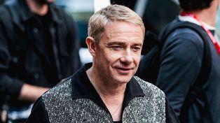Martin Freeman z młodszą ukochaną na salonach. Dzielą ich 24 lata