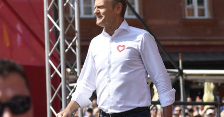 Donald Tusk ma zapalenie płuc. Ograniczy aktywność