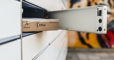 Awaria InPostu zażegnana. Były problemy m.in. z nadawaniem i odbieraniem paczek
