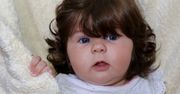 Włosy jak u lalki. Pielęgniarki były w szoku, gdy zobaczyły dziecko