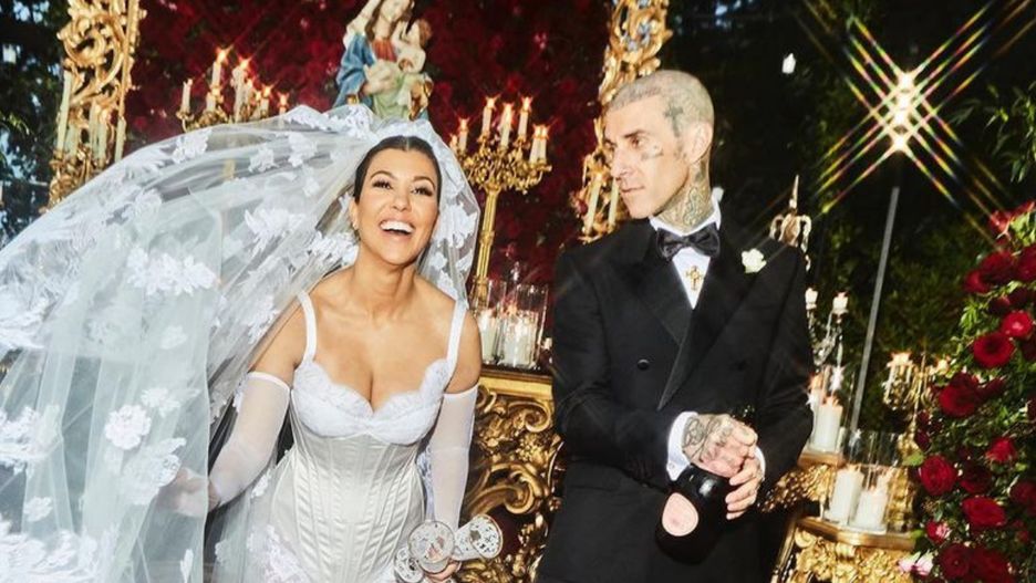 Kourtney Kardashian wzięła ślub w welonie z wizerunkiem Matki Boskiej 