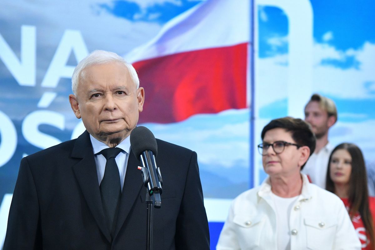 Jarosław Kaczyński może wystartować z innego miejsca niż w Warszawie - donosi jeden z portali