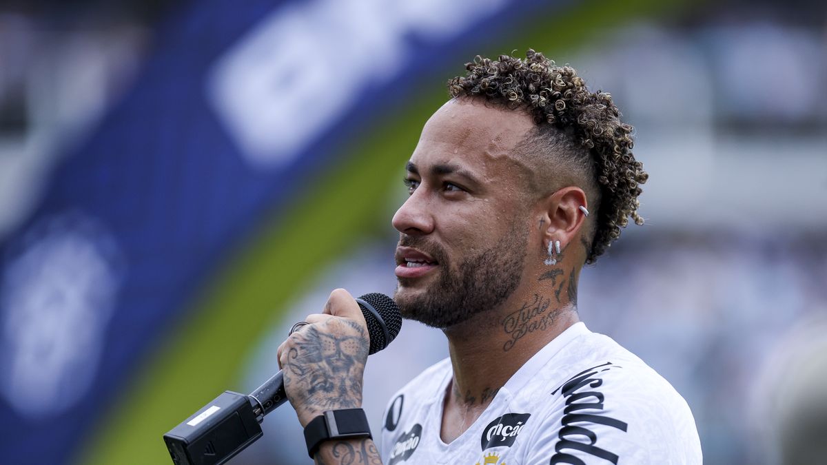 Neymar jest po operacji kolana