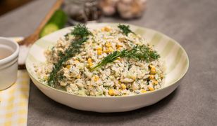 Ekspresowa sałatka na grilla. Orzo wygląda jak ryż, ale to inny znany produkt