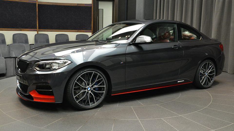 BMW M235i według dealera z Abu Dhabi 1