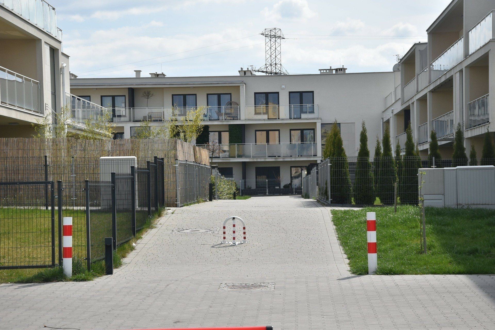 Grupa Unibep działa w segmentach budownictwa mieszkaniowego, przemysłowego, użyteczności publicznej, sportowego i modułowego.