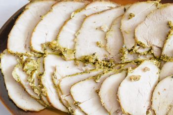 Tę domową wędlinę robię od dawna. Pyszna, soczysta i mięciutka, a do tego wiem, co daję dzieciom na kanapki