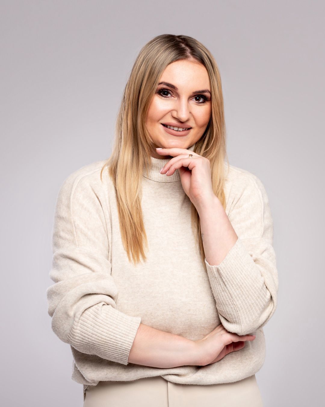 Maja Czerwińska jest dr nauk medycznych i nauk o zdrowiu, dietetykiem klinicznym i psychodietetykiem