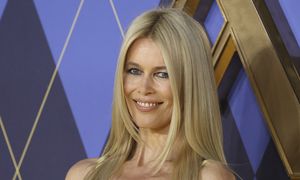 Wrzuciła zdjęcia z wakacji. Tak dziś wygląda 56-letnia supermodelka