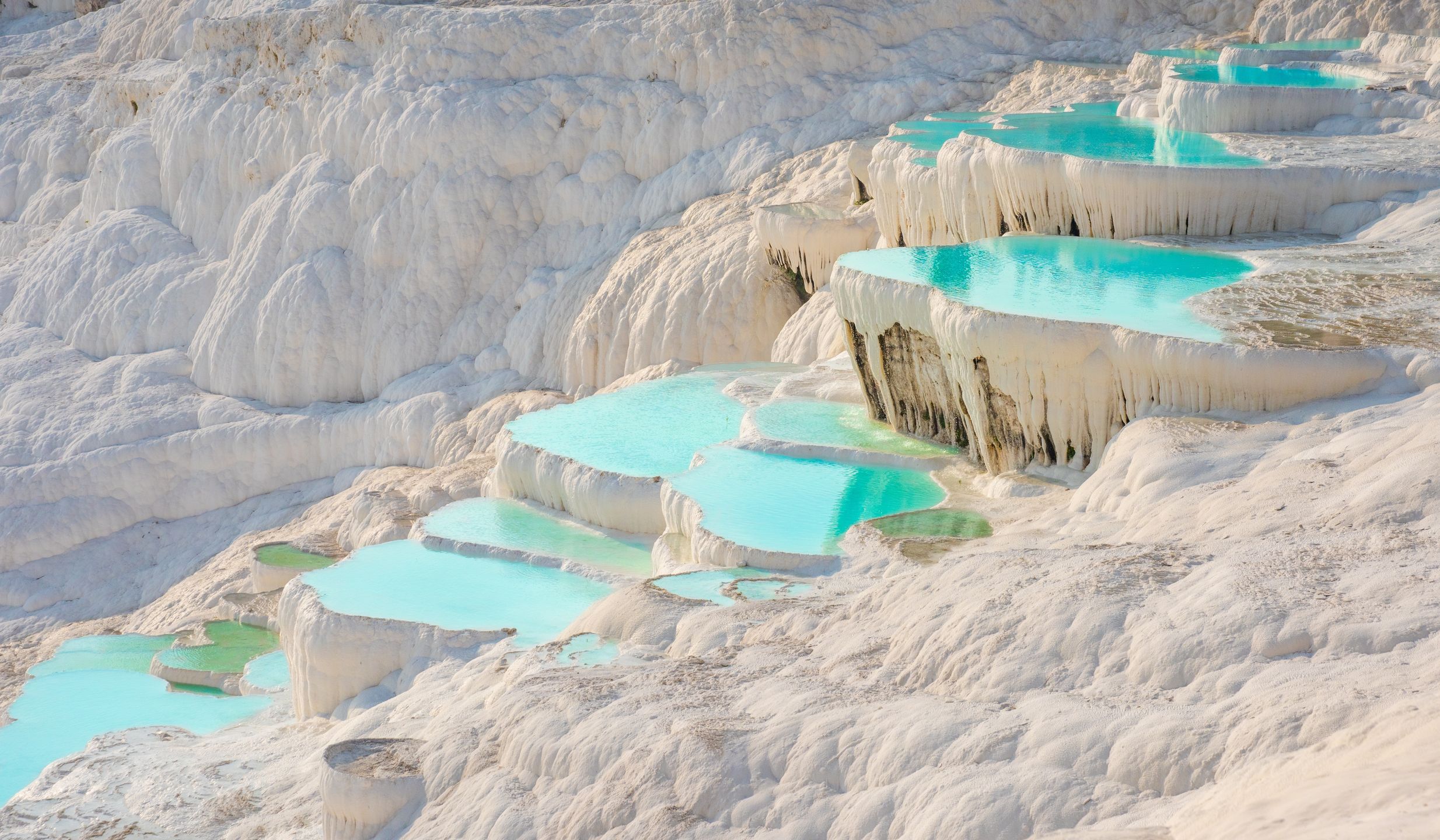 Pamukkale to jedna z najpiękniejszych i najczęściej fotografowa