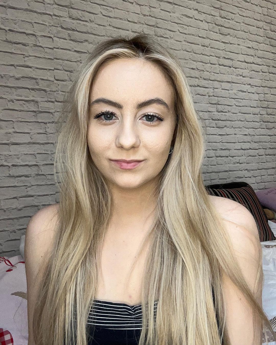 Nicola z "Rolnik szuka żony" w nowym kolorze włosów (Instagram)