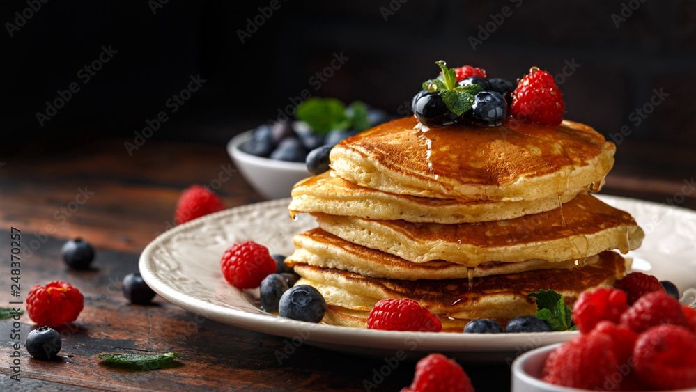 Amerykańskie pankejki (pancakes) w trzech odsłonach. Klasyczne, z maślanką i z kaszy manny