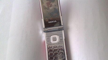 Nokia 7510 Supernova - zdjęcia na żywo 1