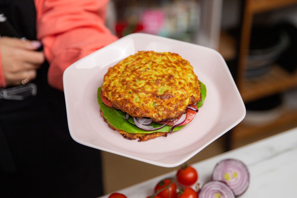 Quick and easy avocado cakes for a delicious dinner