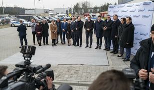 Rządowa fabryka miała produkować miliony maseczek miesięcznie. Nie uszyto ani jednej