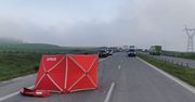 Dybów: Śmiertelne potrącenie pieszego na drodze ekspresowej S61