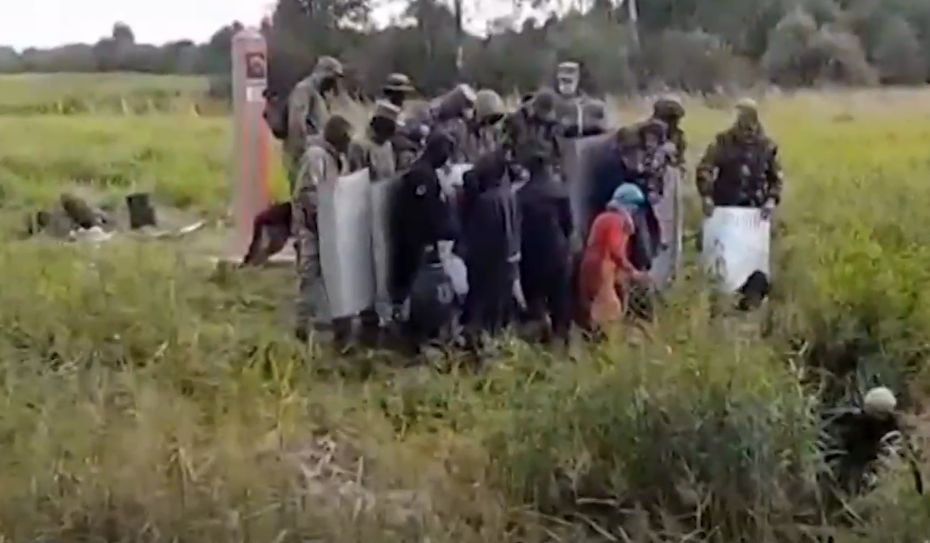 Brutalne działania na granicy z Litwą. "W grupie są dzieci". Opublikowano nagranie