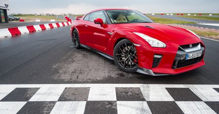 Nissan GT-R żegna się z Europą. Jest za głośny