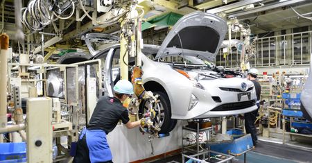 Toyota zawiesiła część japońskiej produkcji z powodu koronawirusa