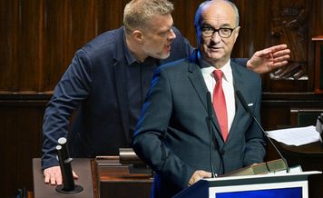 Wymiana ciosów na lewicy. Czarzasty i Zandberg wymieniają ciosy