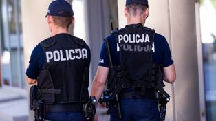 Ruda Śląska: 19-latek po narkotykach zadzwonił na policję. Wydawało mu się, że ktoś chce się włamać do jego domu