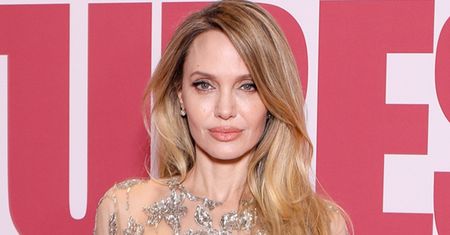 Angelina Jolie chce WYEMIGROWAĆ ze Stanów Zjednoczonych! "Nie poznaję swojego kraju"