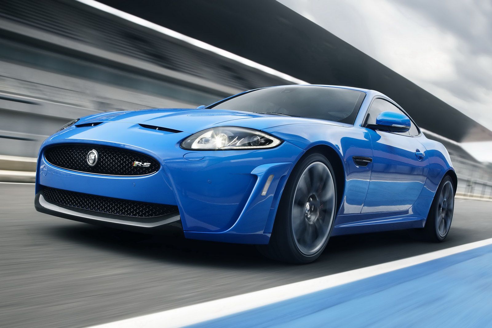Jaguar XKR-S