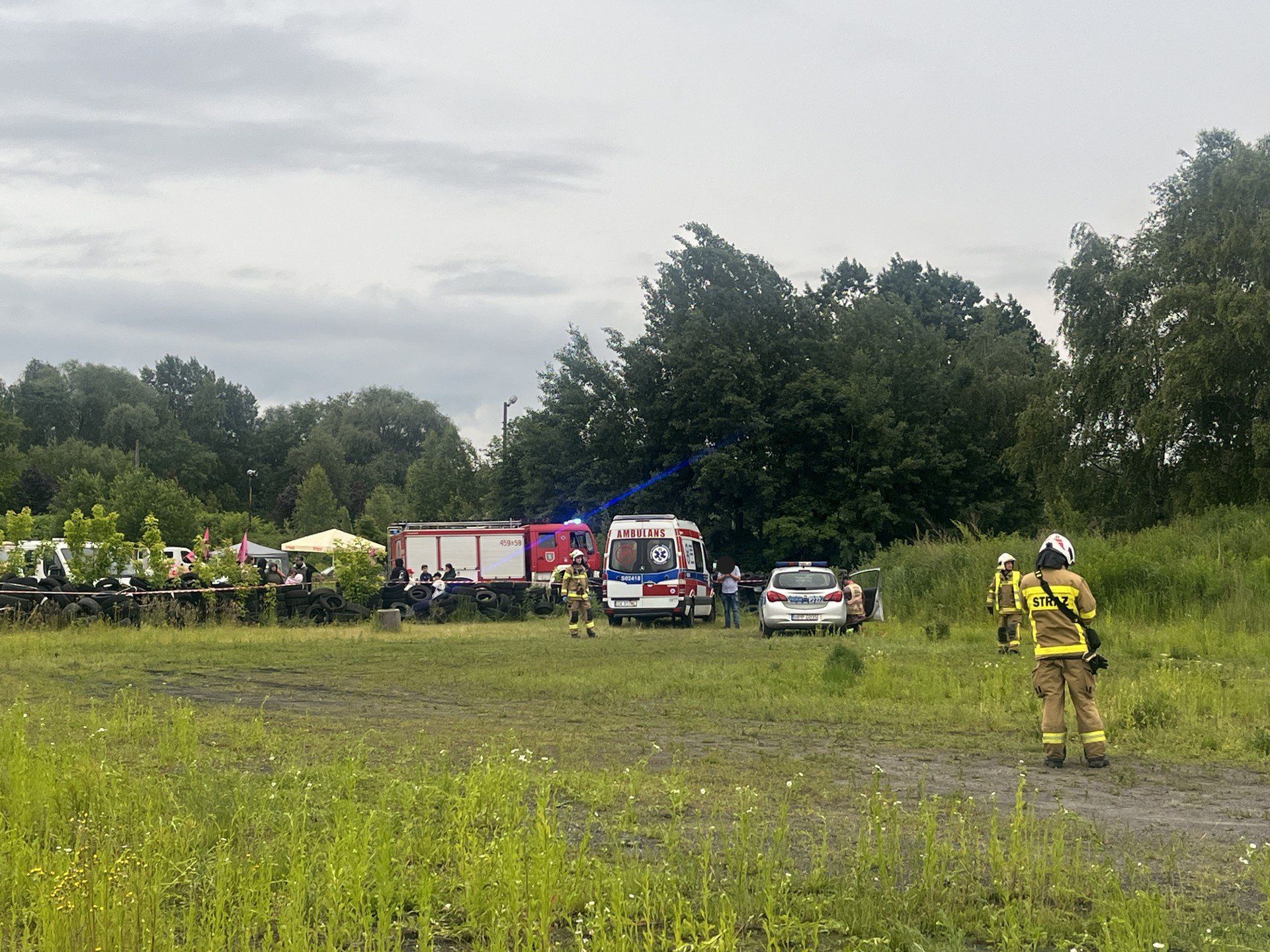 Wypadek podczas Wrak Race. 