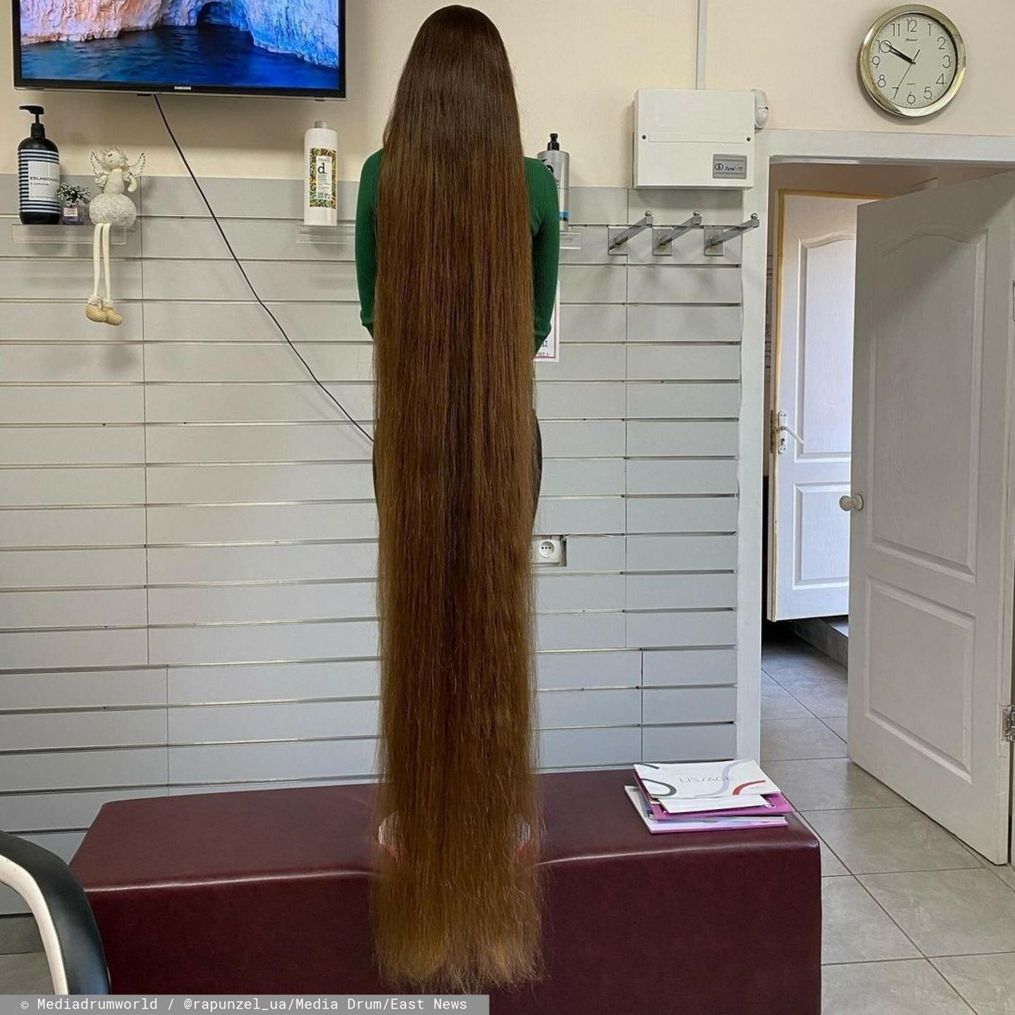 Alona może pochwalić się włosami do ziemi