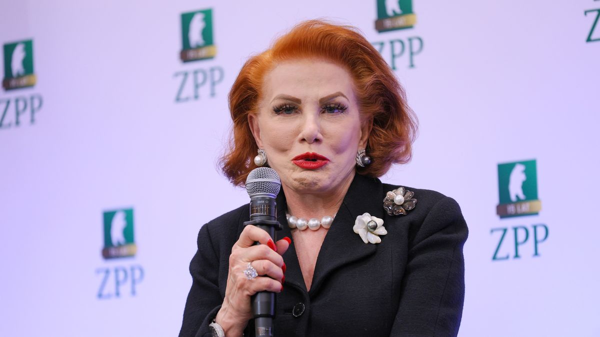 Warszawa, 14.01.2025. Była ambasador USA w Polsce Georgette Mosbacher podczas dyskusji w ramach konferencji ?Przyszłość relacji transatlantyckich: aspekty polityczne, militarne i gospodarcze?, 14 bm. w Hotelu Raffles Europejski w Warszawie. (amb) PAP/Rafał Guz