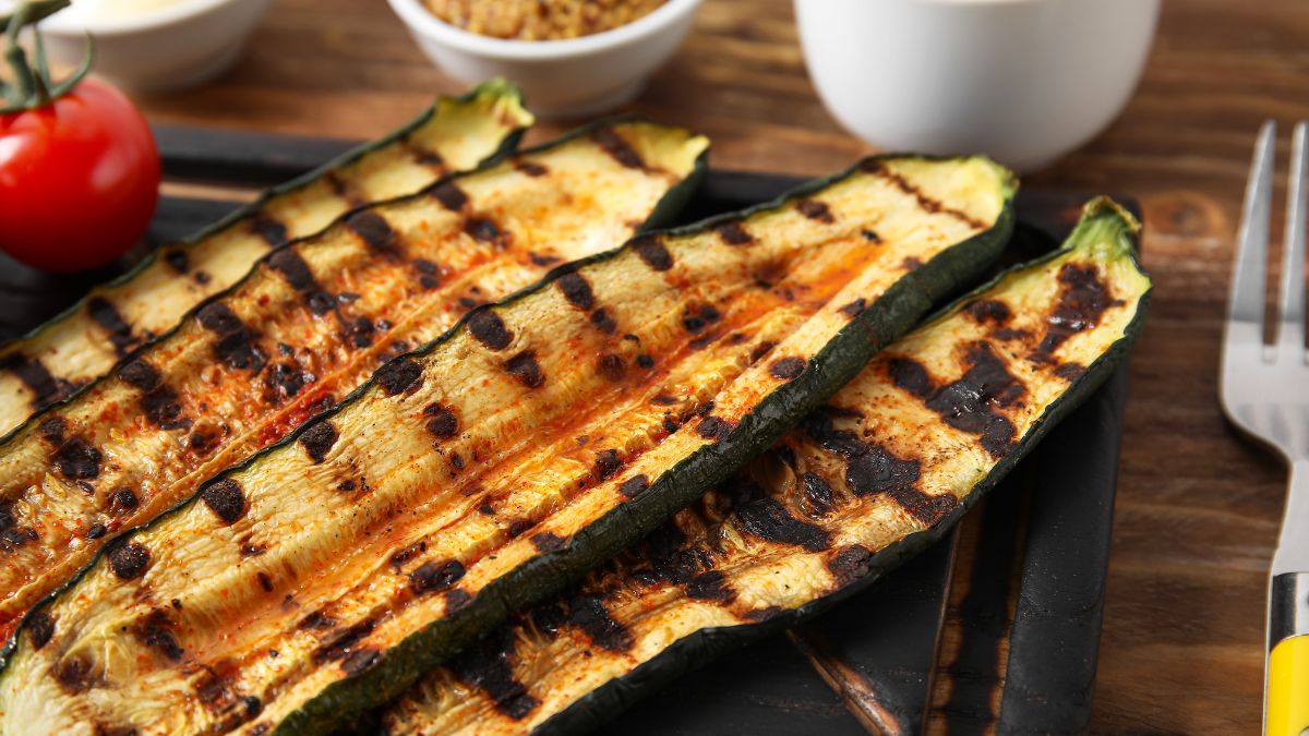 Jak zrobić dobrą, grillowaną cukinię?