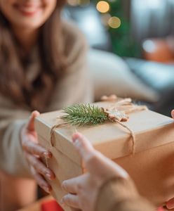 Kosmetyczny prezentownik Farmona 2025