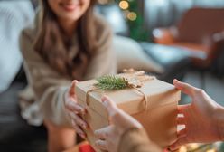 Kosmetyczny prezentownik Farmona 2025