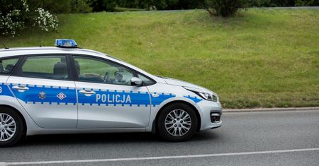 Warszawa. Policyjny pościg na Targówku. Ranni funkcjonariusze