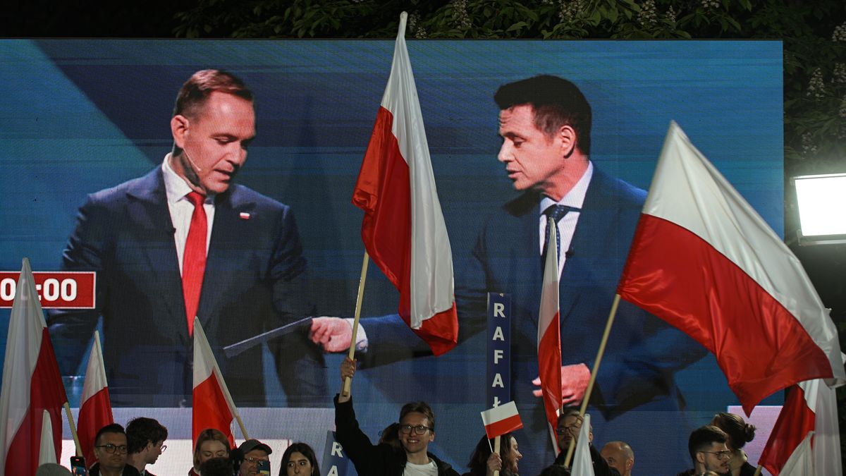 Rafał Trzaskowski i Karol Nawrocki podczas debaty telewizyjnej