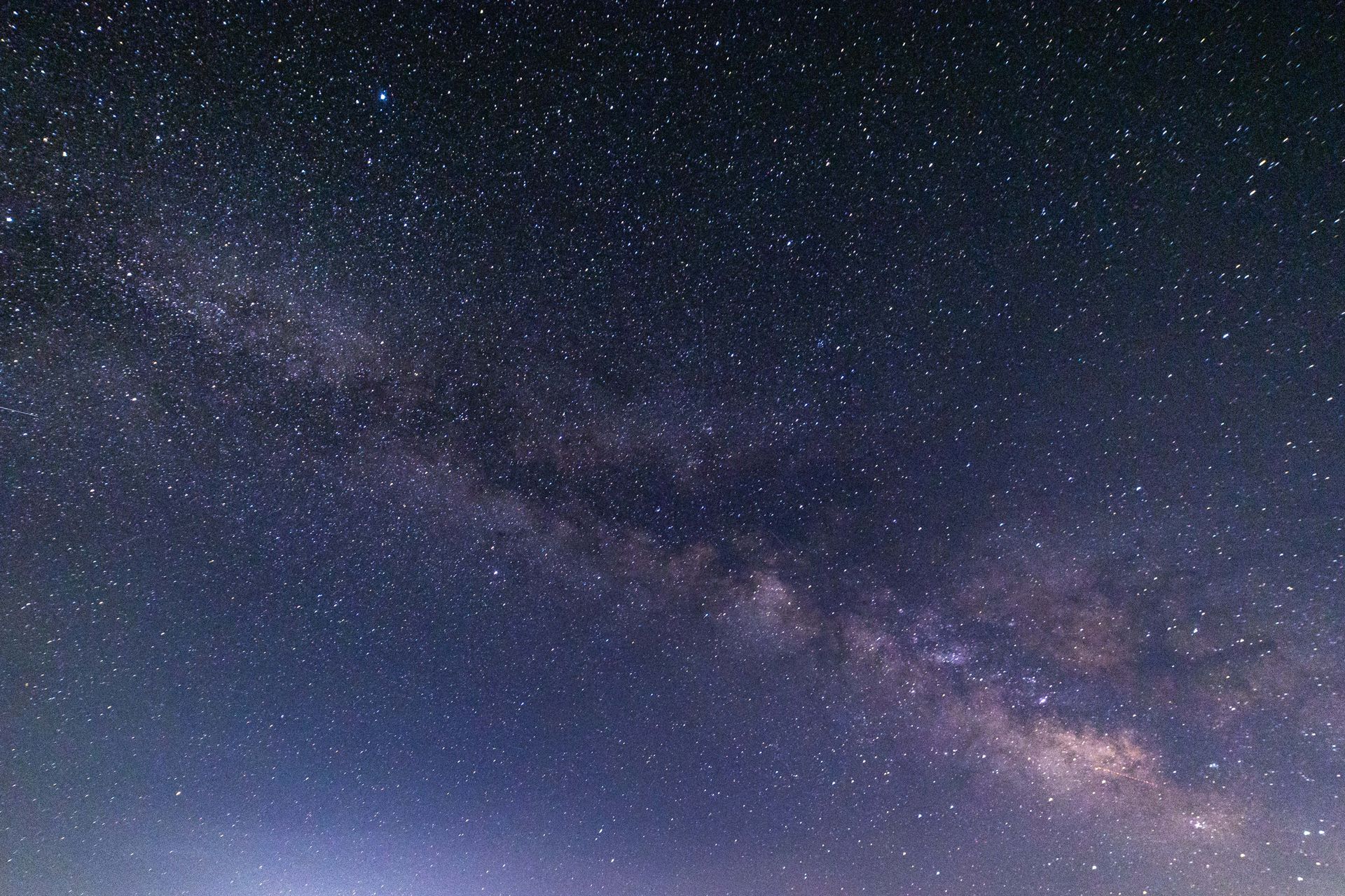 Niezwykłe odkrycie. Na dom w USA spadł meteoryt starszy od Ziemi