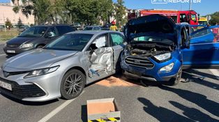 Zderzenie na Modlińskiej. Przejazd w kierunku centrum utrudniony