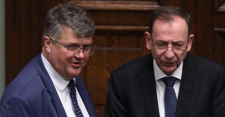 Duda ułaskawi Kamińskiego i Wąsika? Jednego już raczej nie cofnie